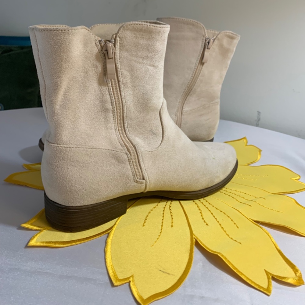 Tulipano side zip boot suede low heel size 9 cream - Picture 3 of 7